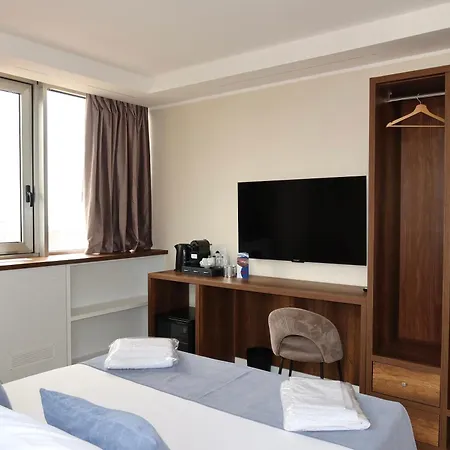 بيت ضيافة Altavista Tower 4*