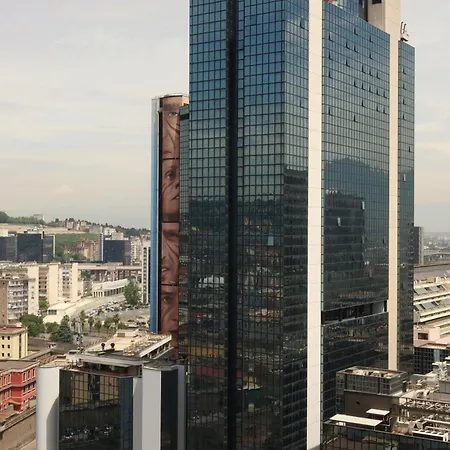Altavista Tower 4*